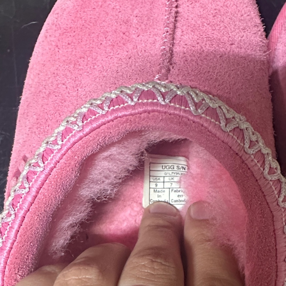 UGG Fuchsia Suede Slippers - Picture 3 of 3